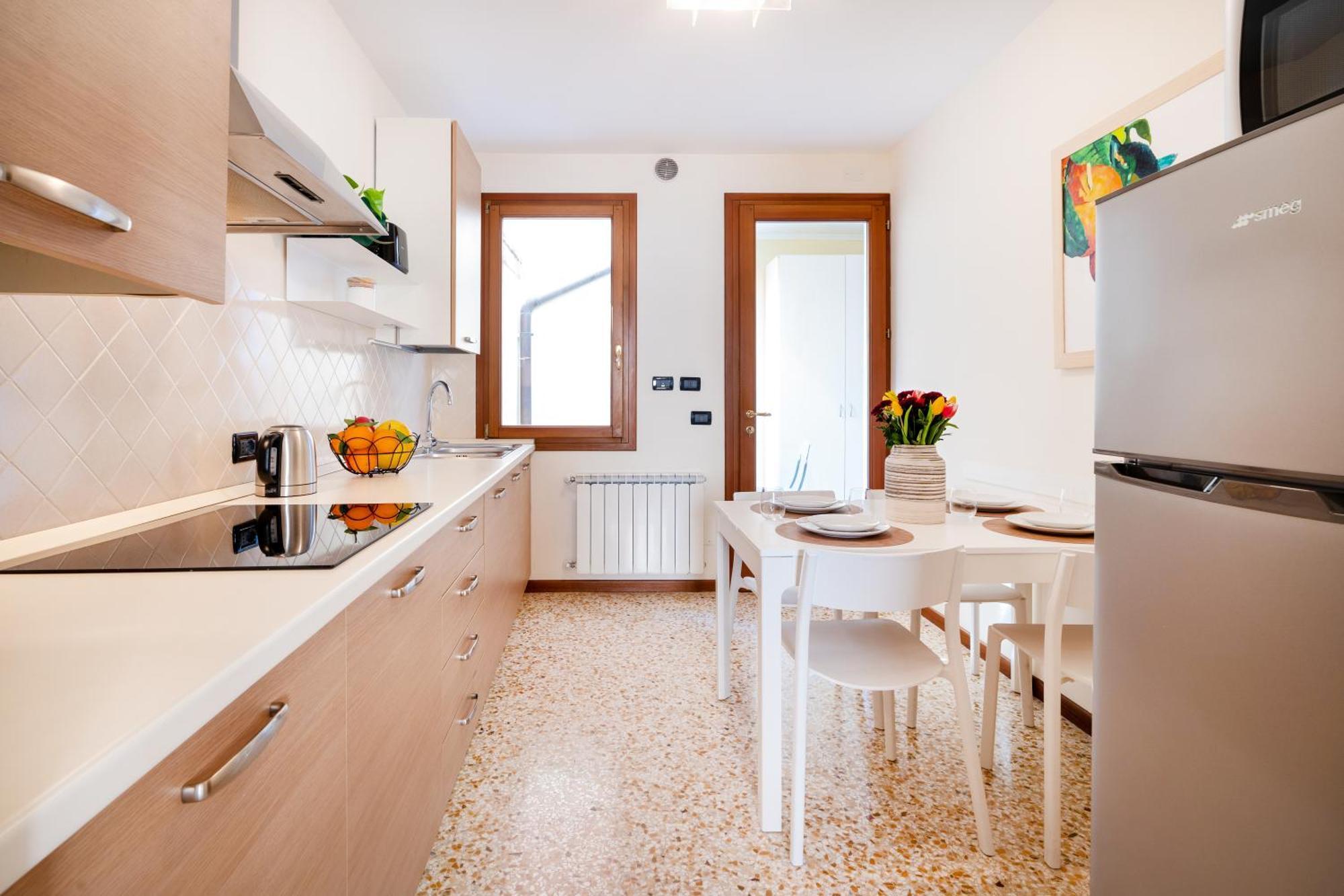 Elegante E Luminoso, Spazio Esterno Privato * Venetië