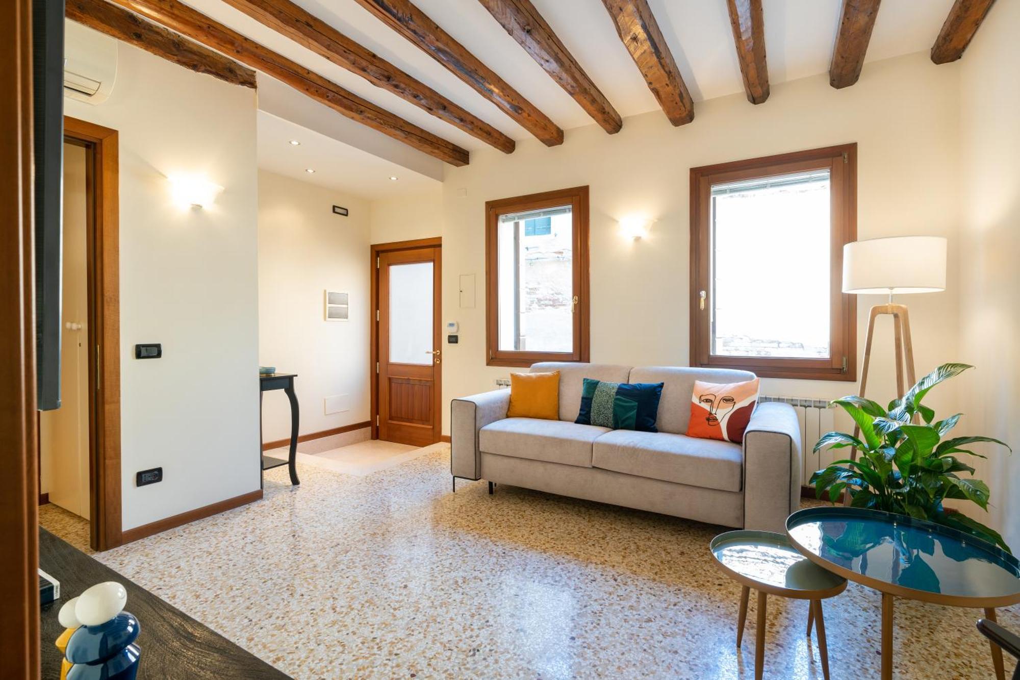 Appartement Elegante E Luminoso, Spazio Esterno Privato