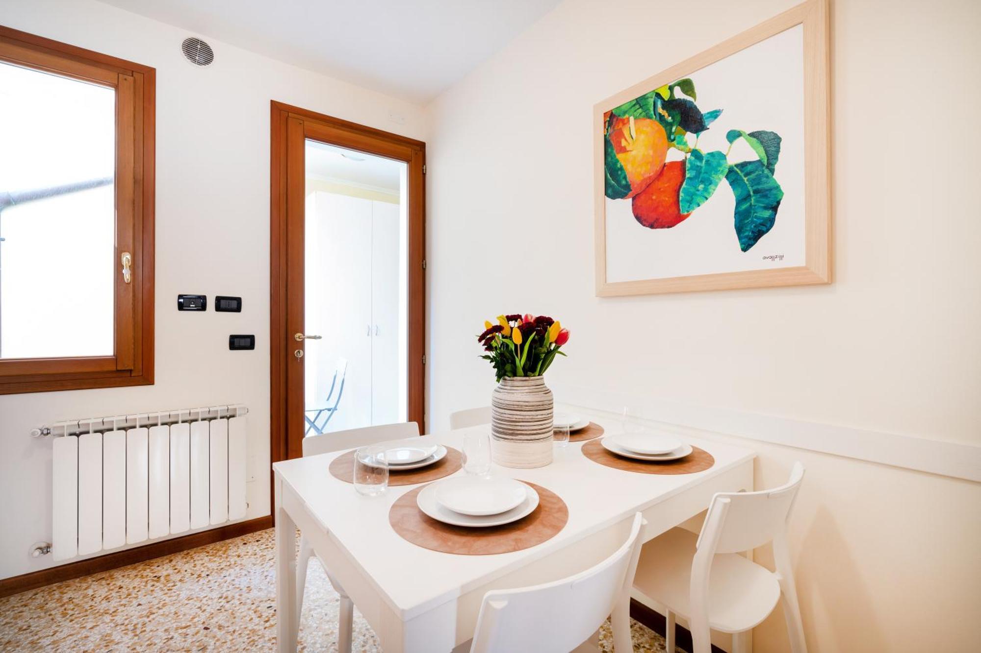Elegante E Luminoso, Spazio Esterno Privato * Venetië